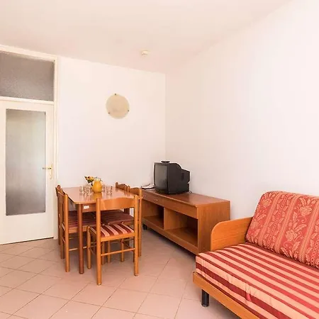 Polynesia Plava Laguna Apartment