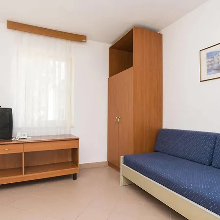 Polynesia Plava Laguna Apartman *